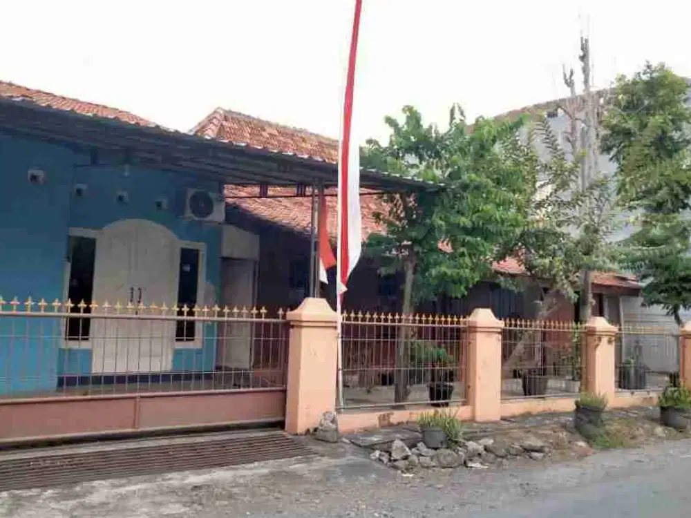 Rumah gandeng di Jl Sapta Prasetya Barat Pedurungan Kidul dekat Pasar Pedurungan