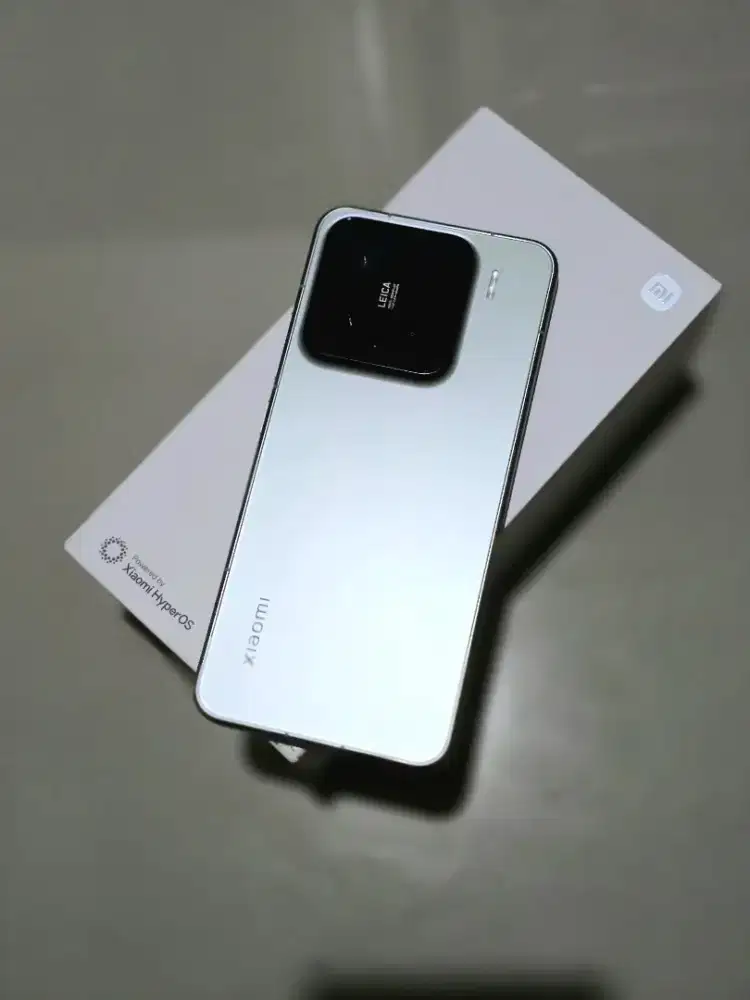 Xiaomi 15 5G 12/256GB Like New Garansi Resmi Green