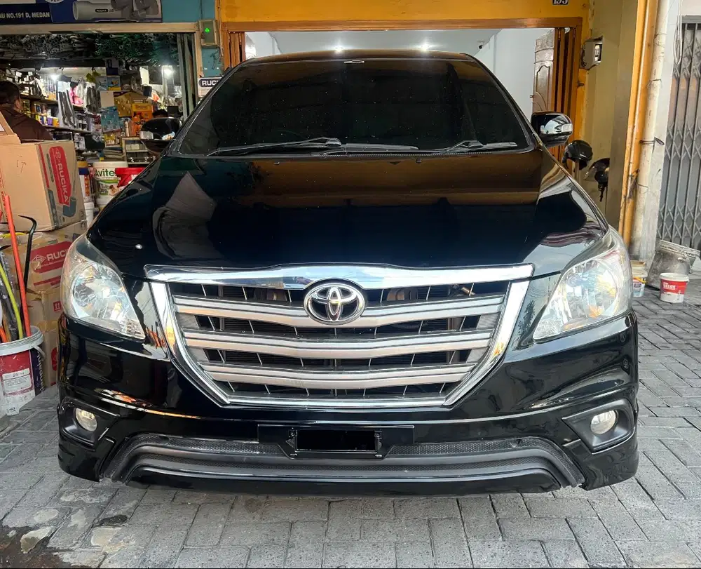 (TDP 39 JUTA!) Toyota Kijang Innova 2.0 G Automatic Lux Hitam 2014