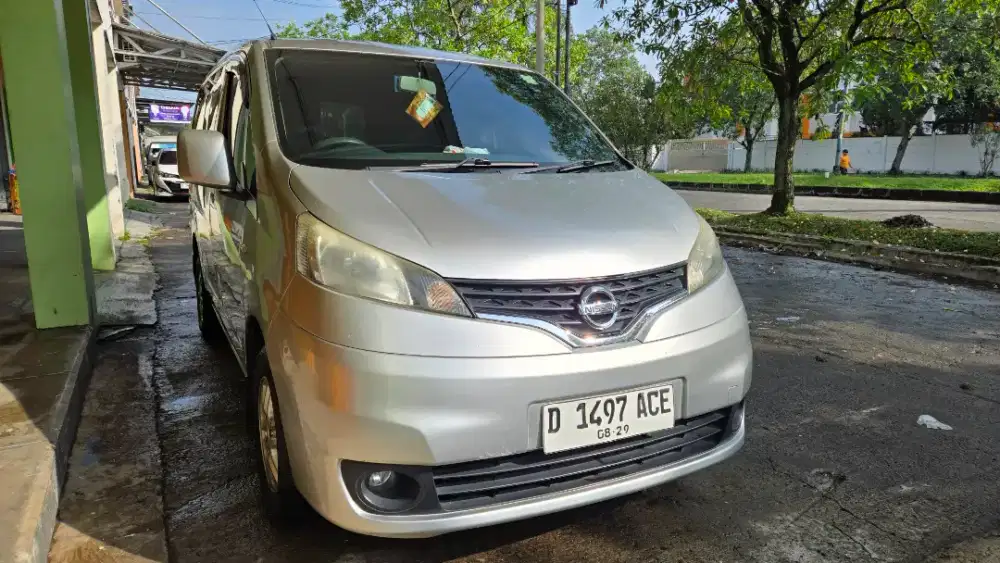 Evalia AT 2013 mulus plat D