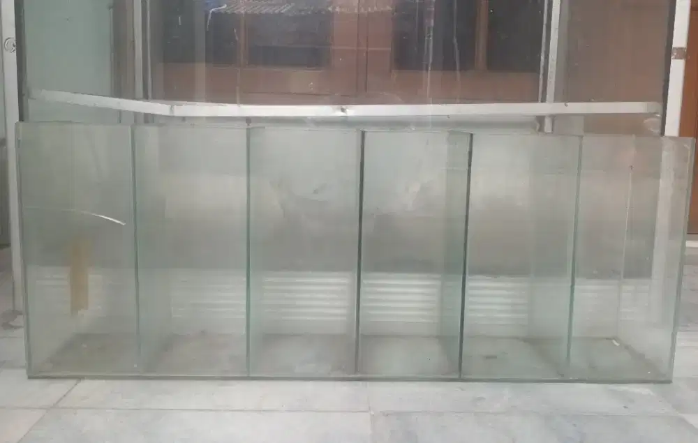 Etalase Kotak Juice Buah