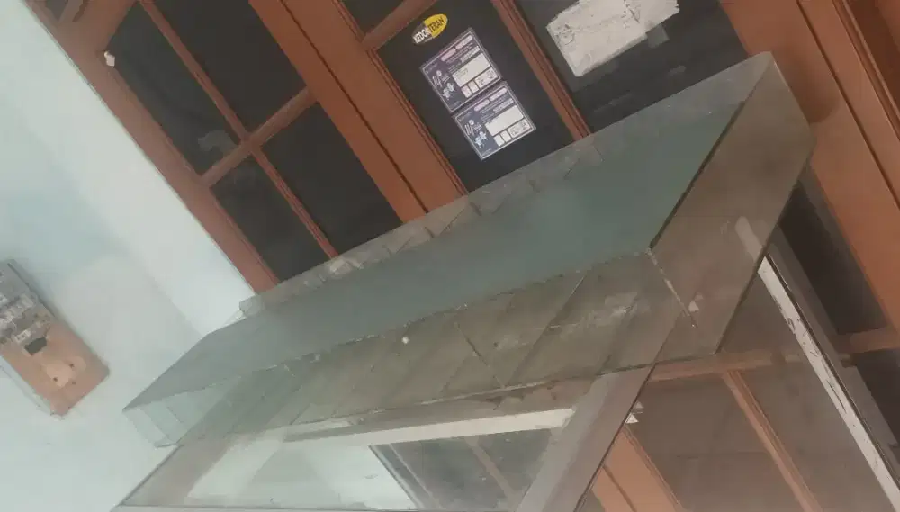 Tempat Etalase Jus Buah