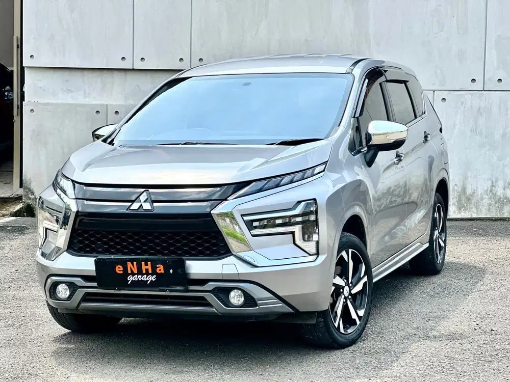 KM 23rb.. New XPANDER ULTIMATE 1.5 A/T 2022.. eNHa garage Semarang..