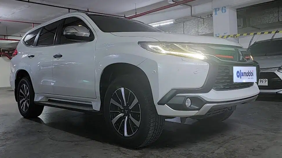 DP MURAH Mitsubishi Pajero Sport 2.4 Dakar 4x2 Ultimate AT 2017  CSJUB