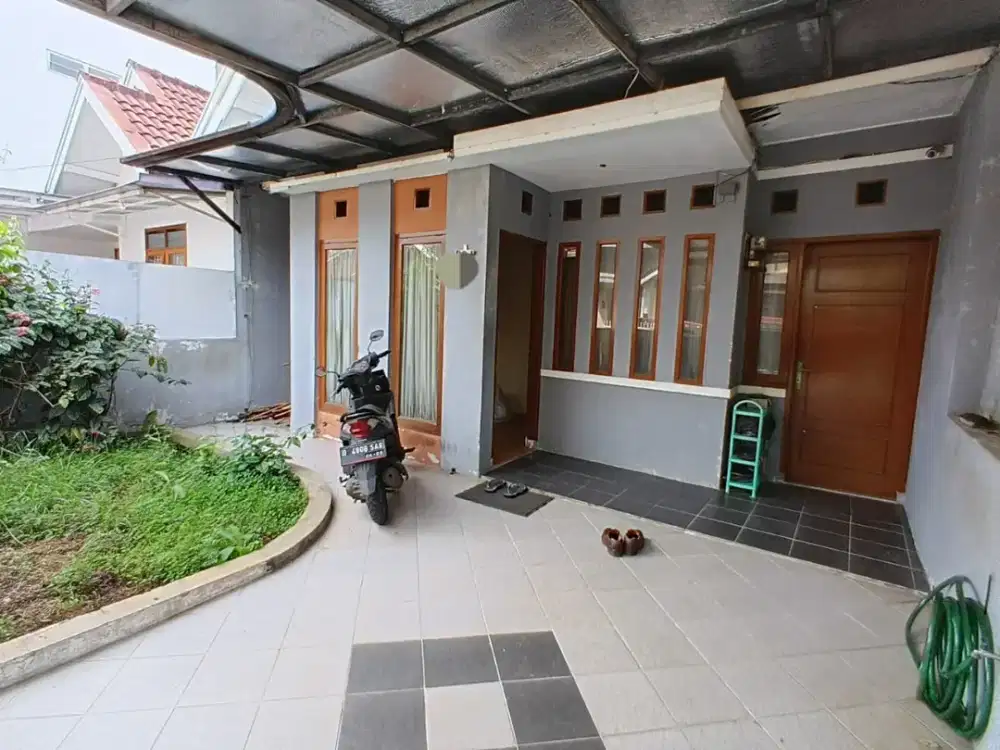 JUAL RUMAH KOMPLEK NUSA HIJAU SELANGKAH KE ALUN-ALUN CIMAHI