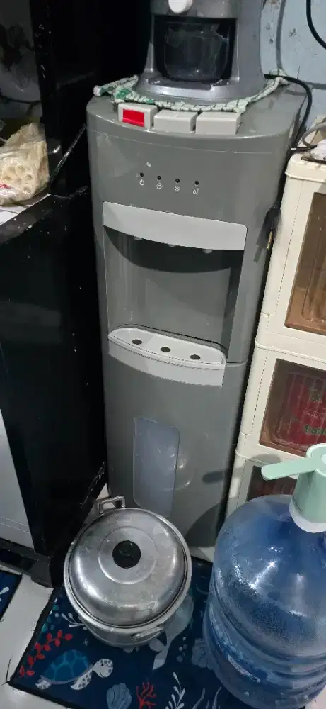 Dispenser Galon Bawah Sanex