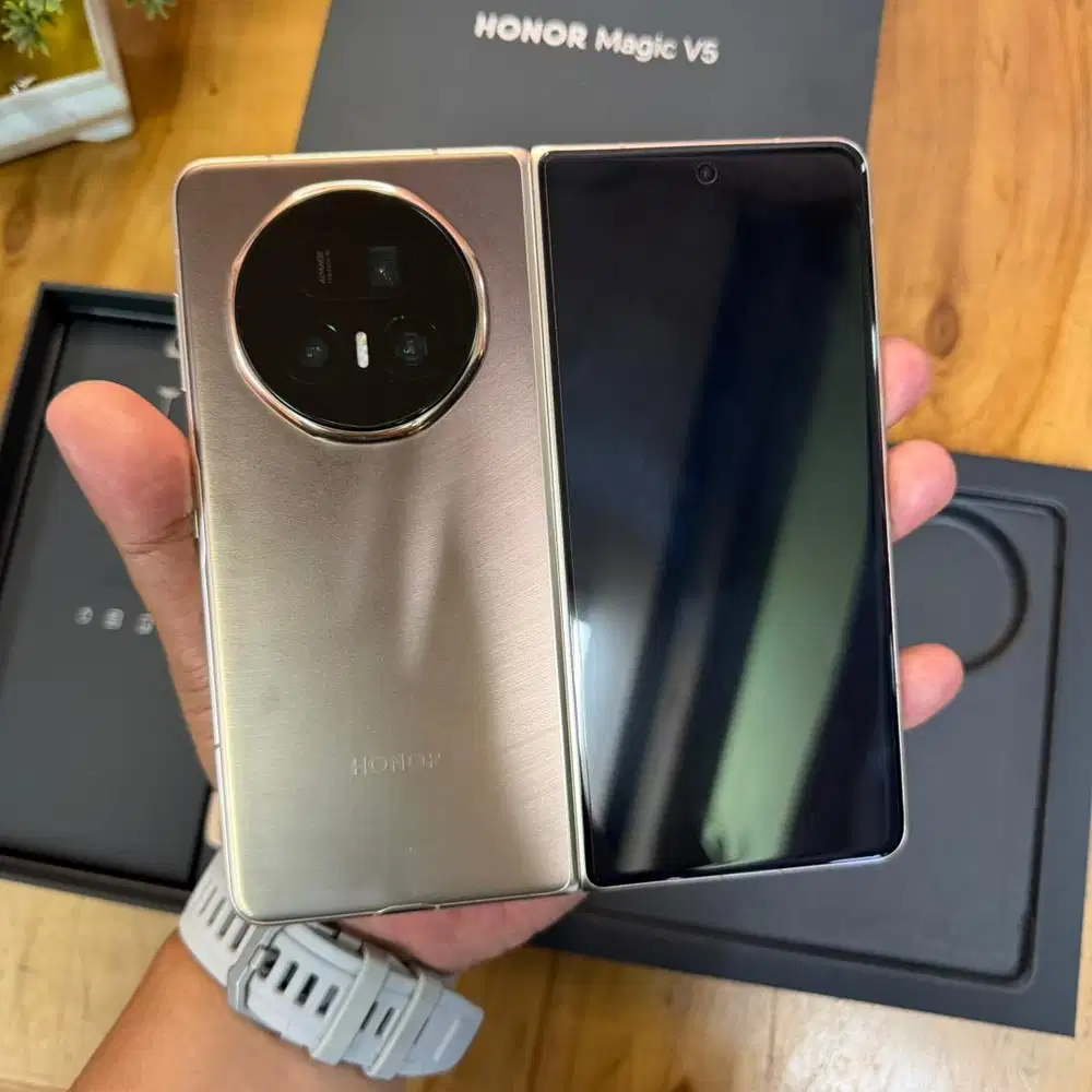 Honor Magic V5 Fold 5G 16/512GB Dawn Gold Global Version Pajak resmi