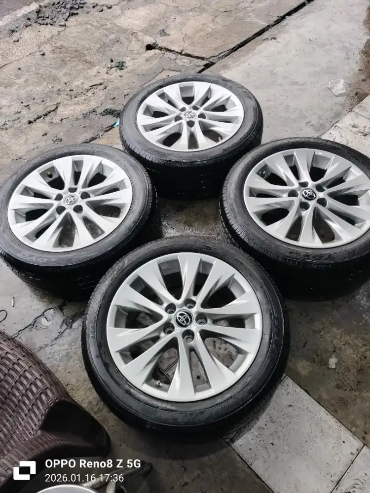 Jual vleg OEM Alphard R18 pcd 5x114 kond mulus co2k buat Inova rebon