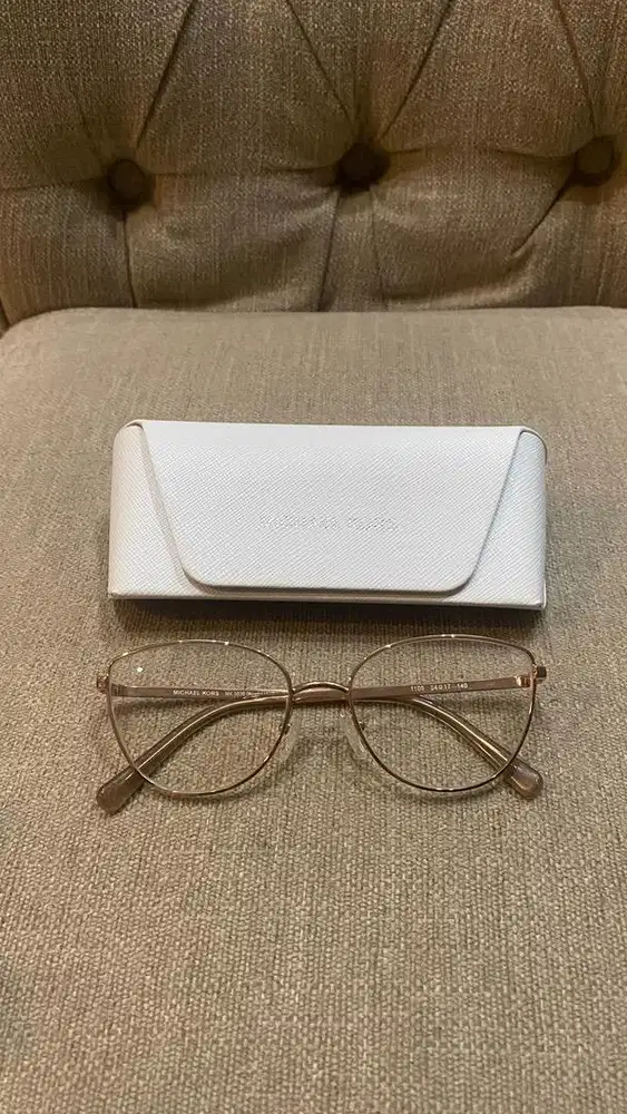 kacamata michael kors wanita