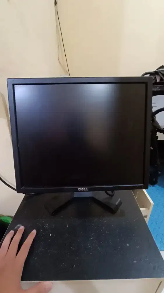Monitor dell 19 inc square