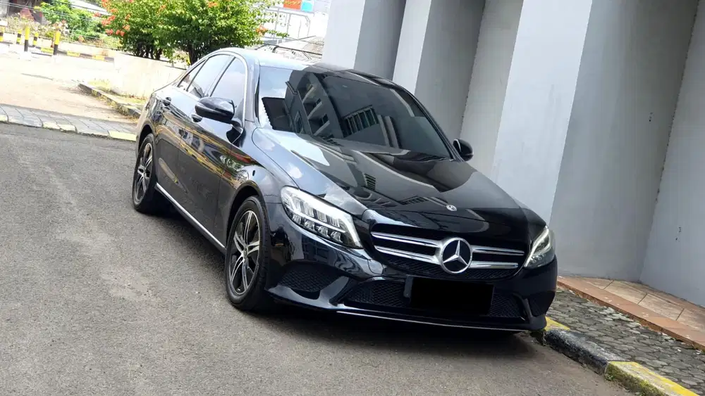 [ LOW KM ] Mercedes Benz Mercy C180 C 180 W205 Avantgarde AT 2019/2020