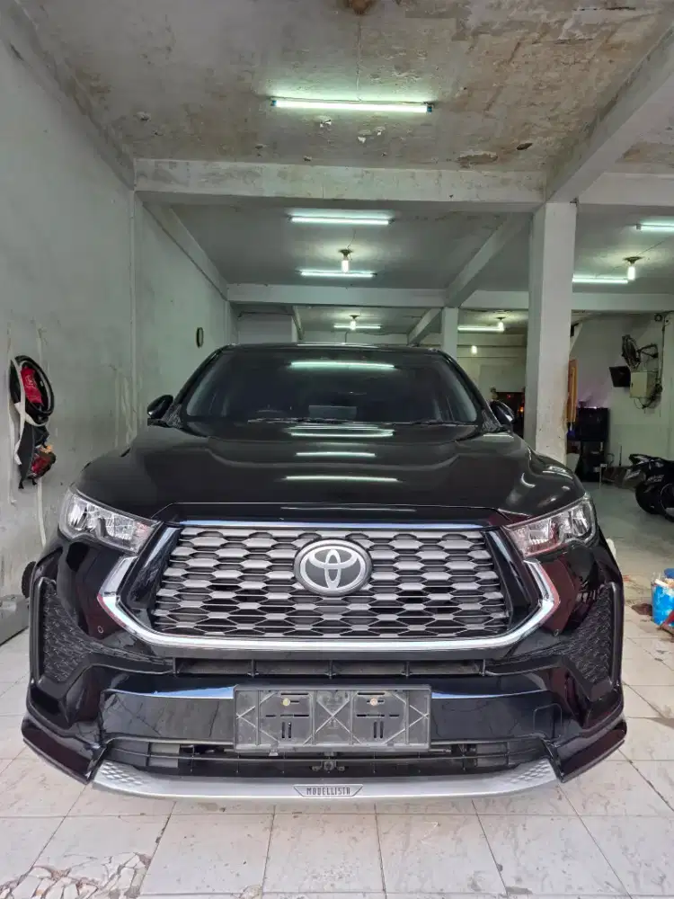 Toyota Innova Zenix 2.0V Hybrid Modellista A/T 2024