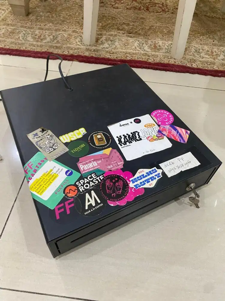 Paket kasir lengkap. laci uang dan printer thermal