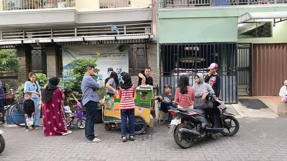 DI BUTUHKAN PEDAGANG SEMPOL KELILING