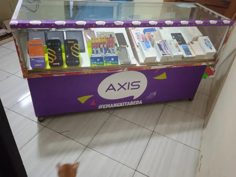 Etalase konter sisap pakai