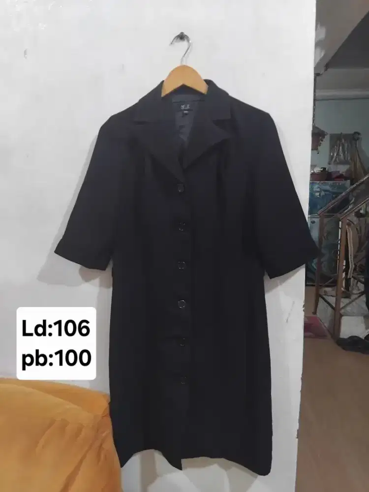 Black coat/blezer wanita size:L