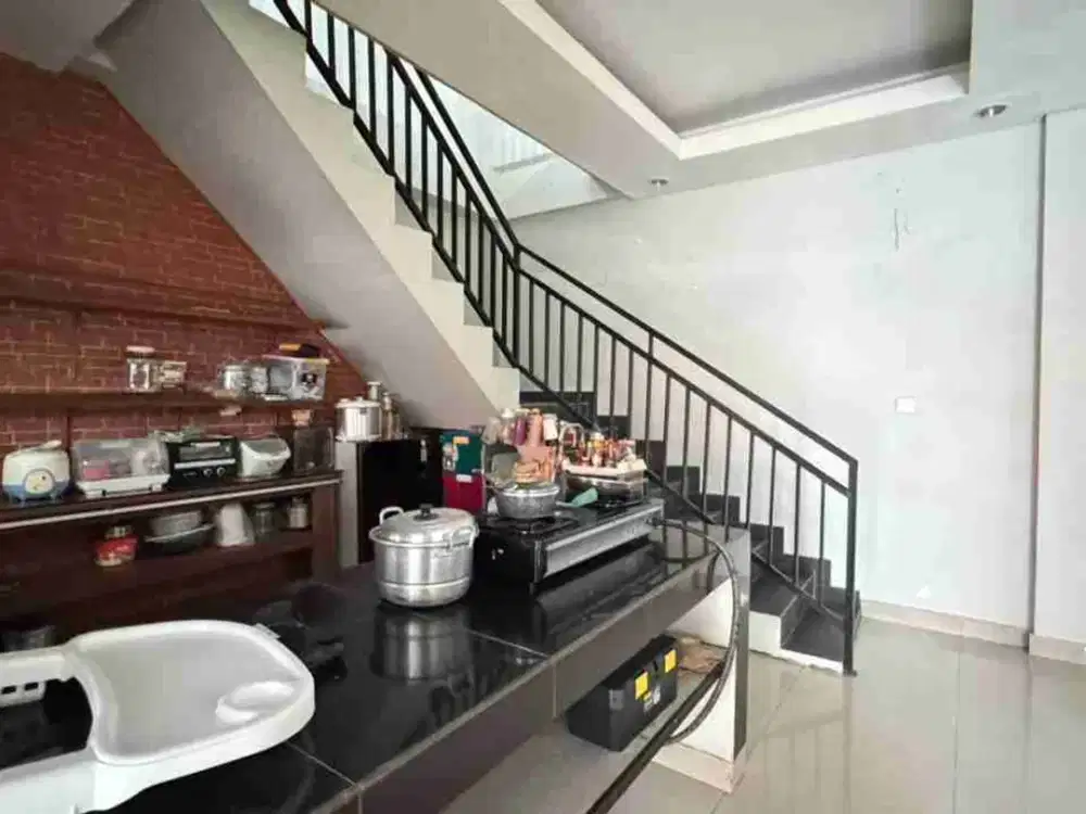 Rumah 2 Lantai di Jalan Gunung Talang Denpasar-Bali