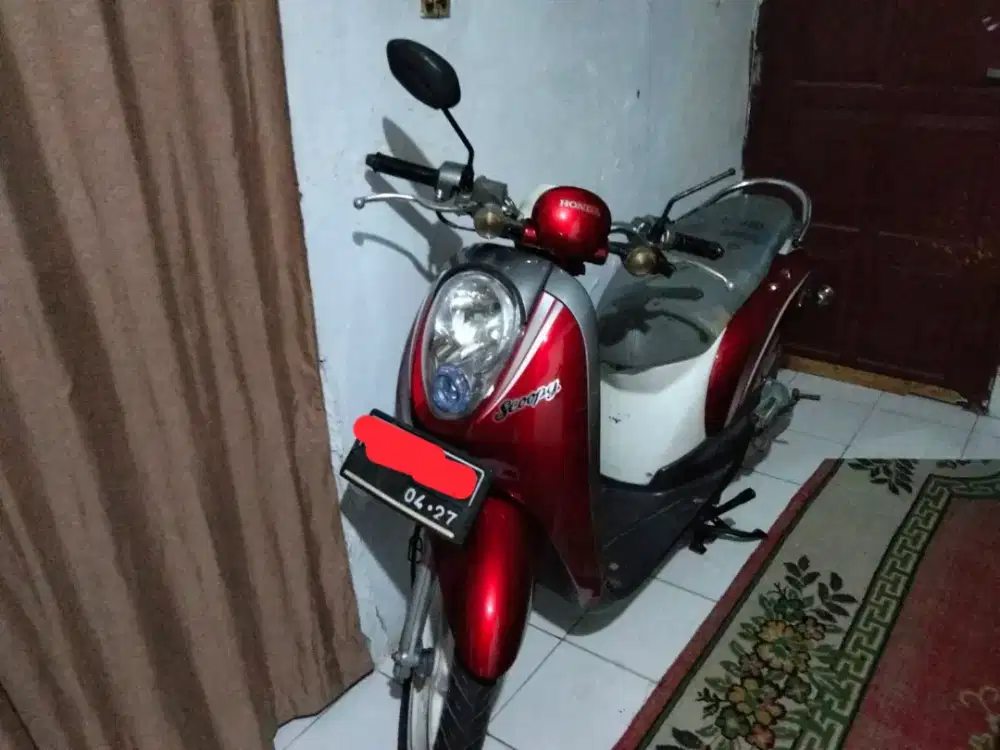di jual cepat Honda Scoopy Thn 2012 Merah