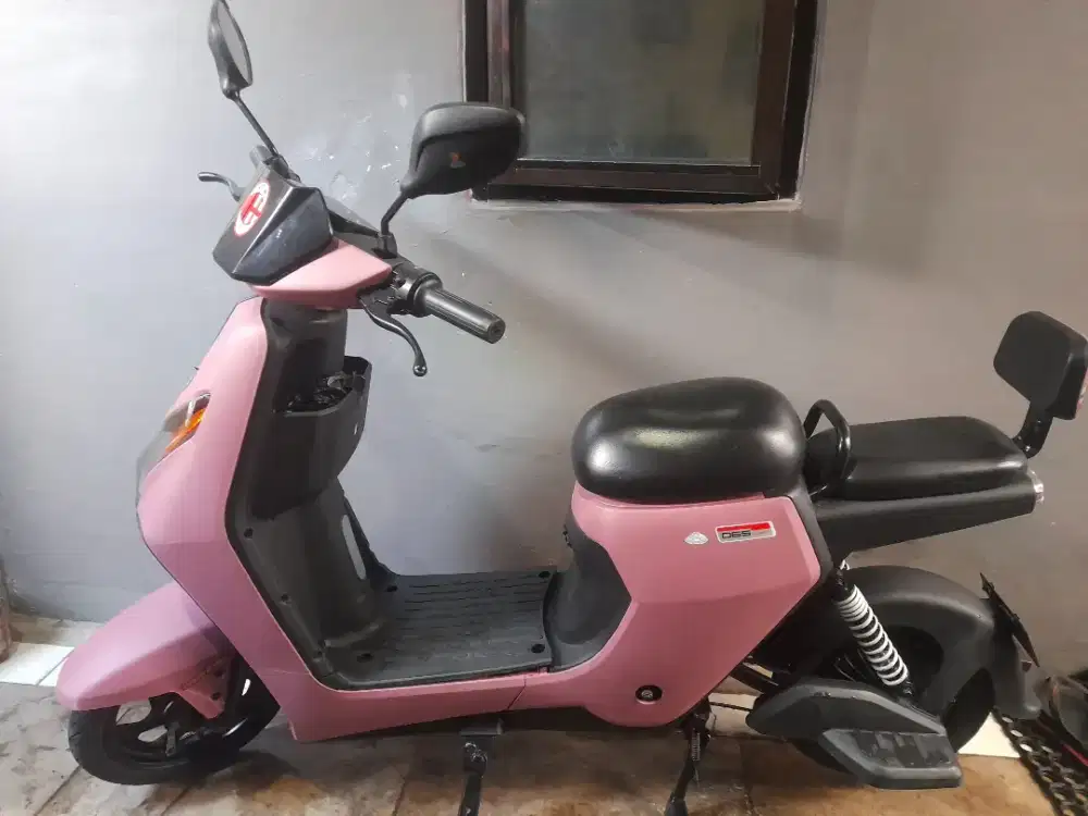 Sepeda listrik uwinfly D65 mulus