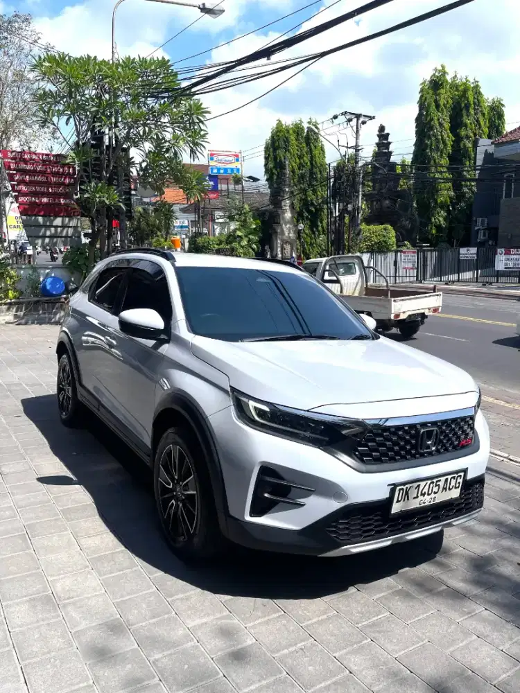 HONDA WR-V RS WITH SENSING 2023 Asli Bali Tangan Pertama