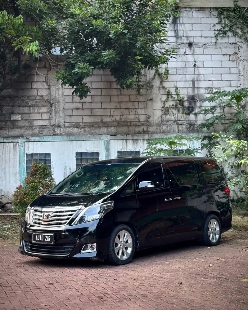 MobilBagus Toyota Alphard G 2012 Pilot Seat