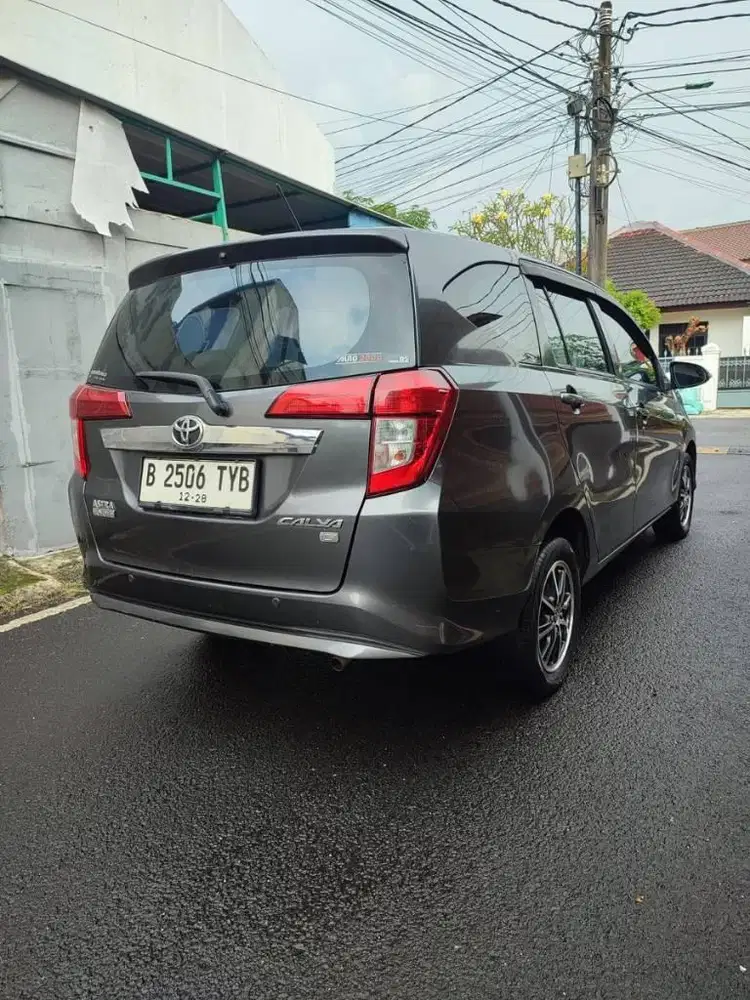 Toyota Calya G at metic Tahun 2018 Akhir Abu2 metalik jakarta Timur
