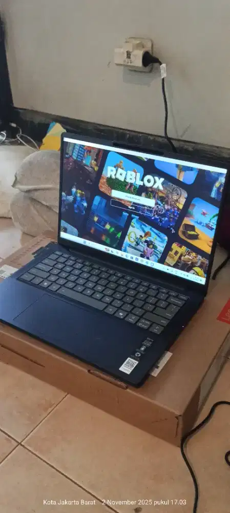 ThinkPad T14 Gen 5 (2025) – Intel Core Ultra 5 – Like New Fullset