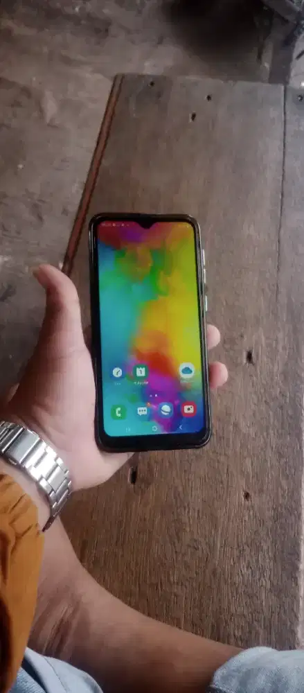 Samsung M20 ram3/32 no minus batangan