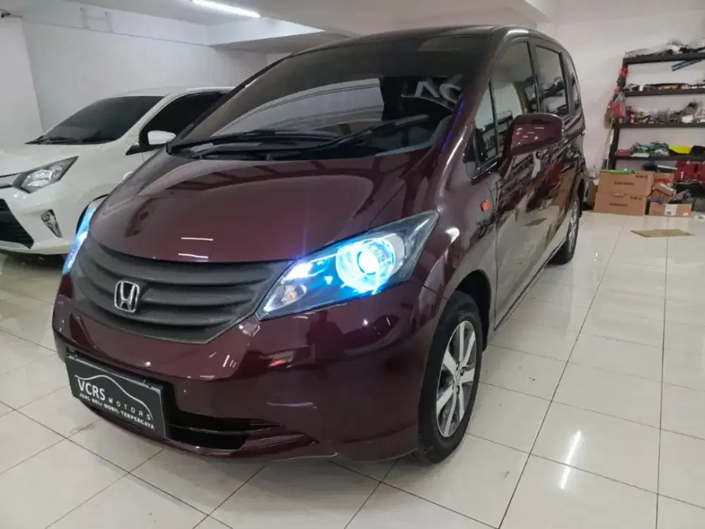 Honda Freed s 2009 marun fred merah matic frid frit freet surabaya
