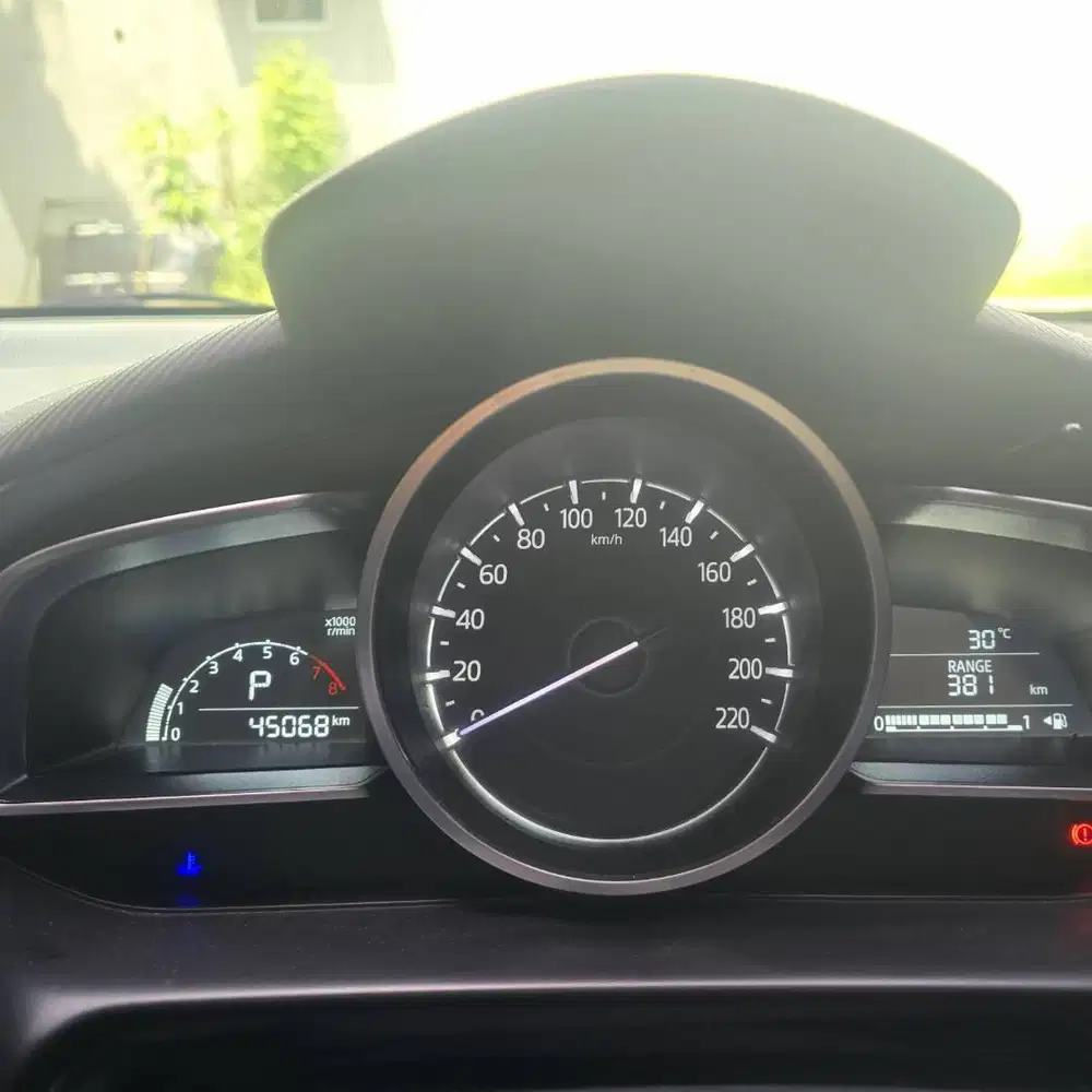 Jual Mazda2 (2017) - Merah Metalik - Terawat - KM rendah