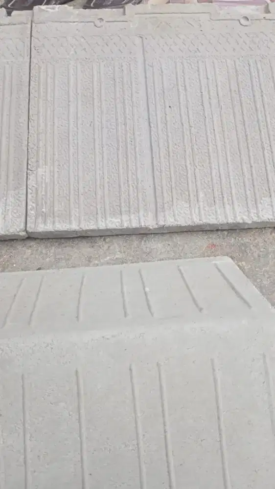 Ready stok genteng flat beton cor pabrik
