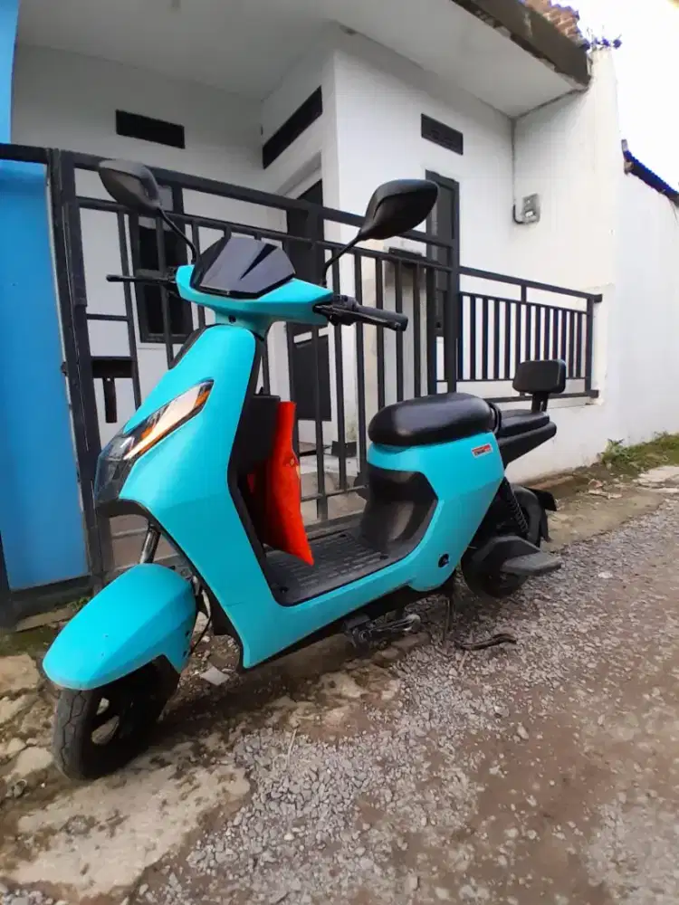 D65 mulus baru 3bulan nan km baru 1000 an mulus batre awet  kuat