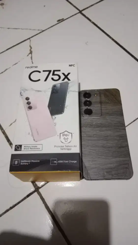 Jual saja relmie c75X ram 8+16/128 pulset full ori