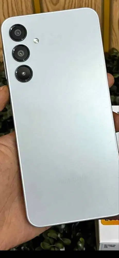 SAMSUNG A16 RAM 8+128 NORMAL