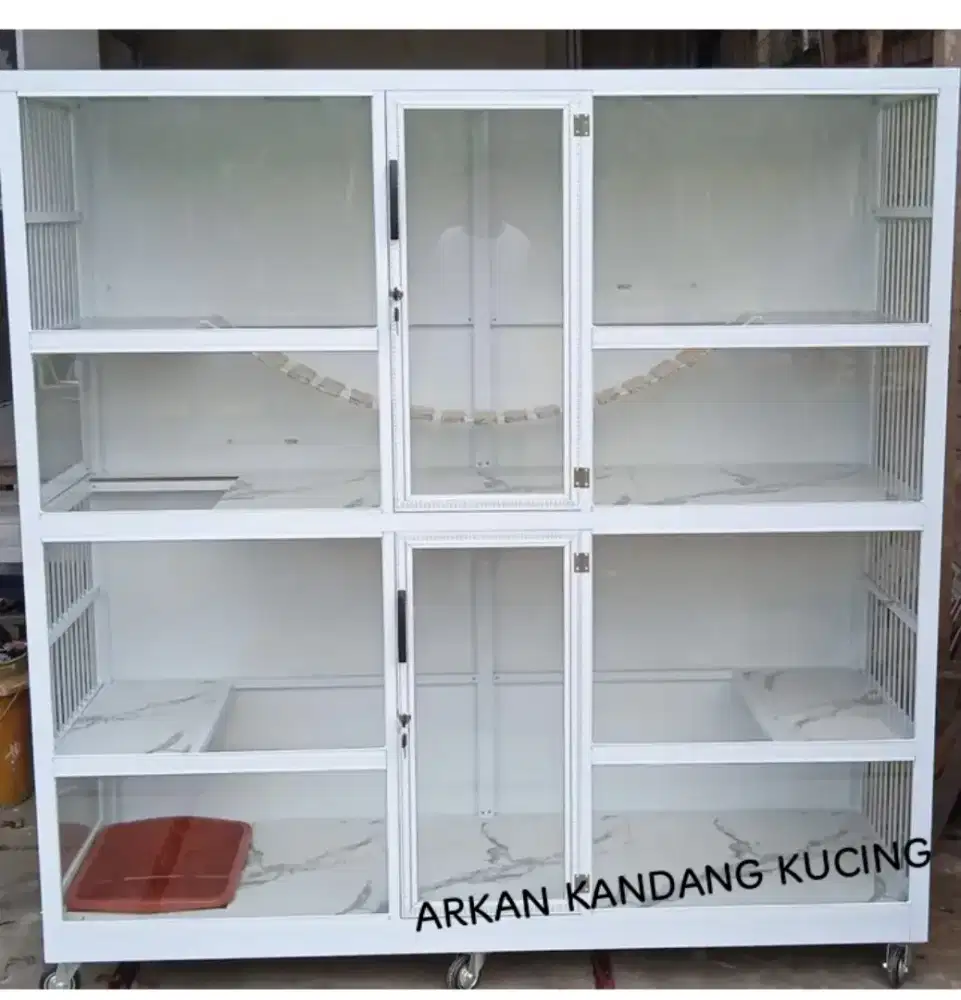 Kandang kucing alumunium