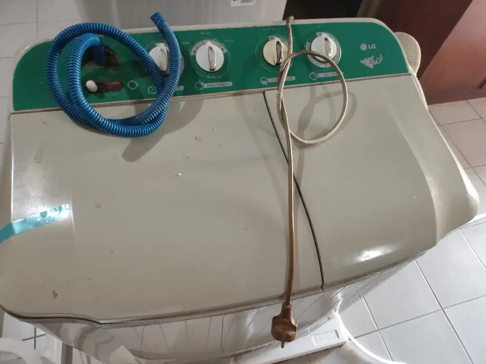 Jual mesin cuci 7 kg bekas merk LG 2 tabung