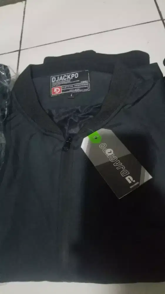 jaket2 masih baru