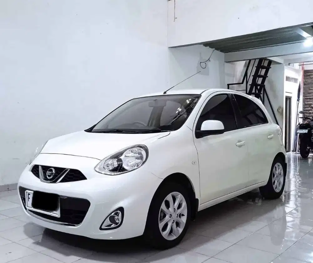 Nissan March 2015 Bensin