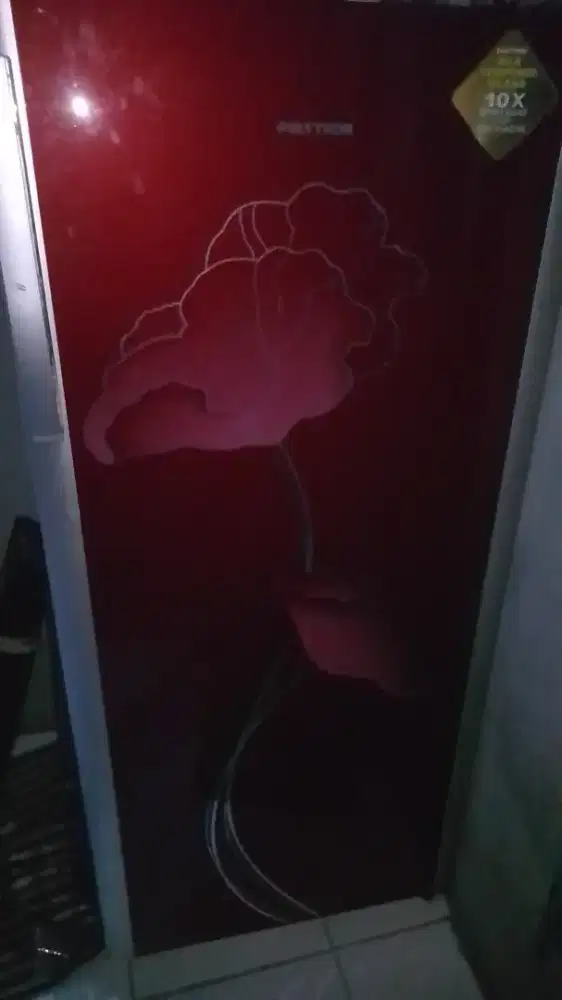 kulkas polytron