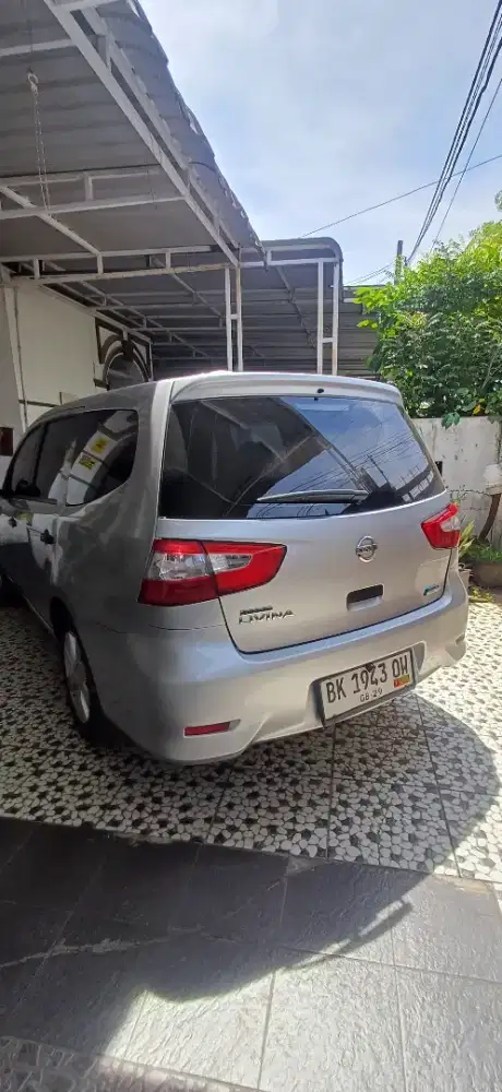 Nissan Grand Livina Sv 1.5 Matic 2014
