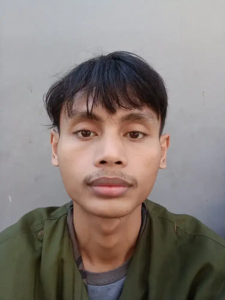 Mencari pekerjaan yang ada mess