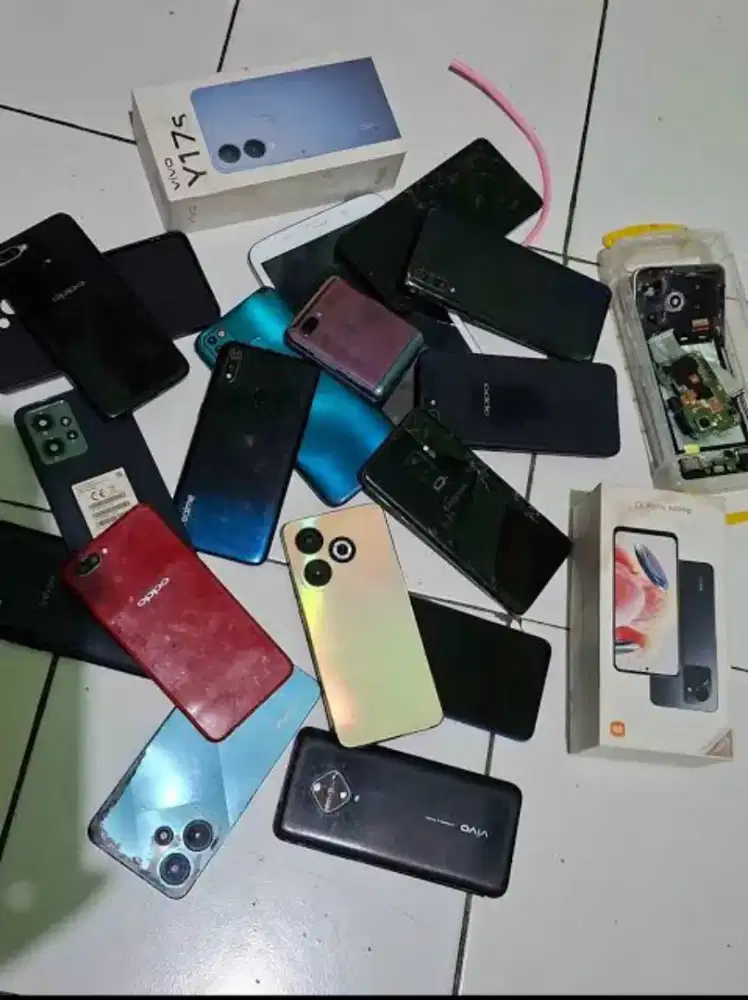 DI CARI HP RUSAK, ANCUR / MATI TOTAL