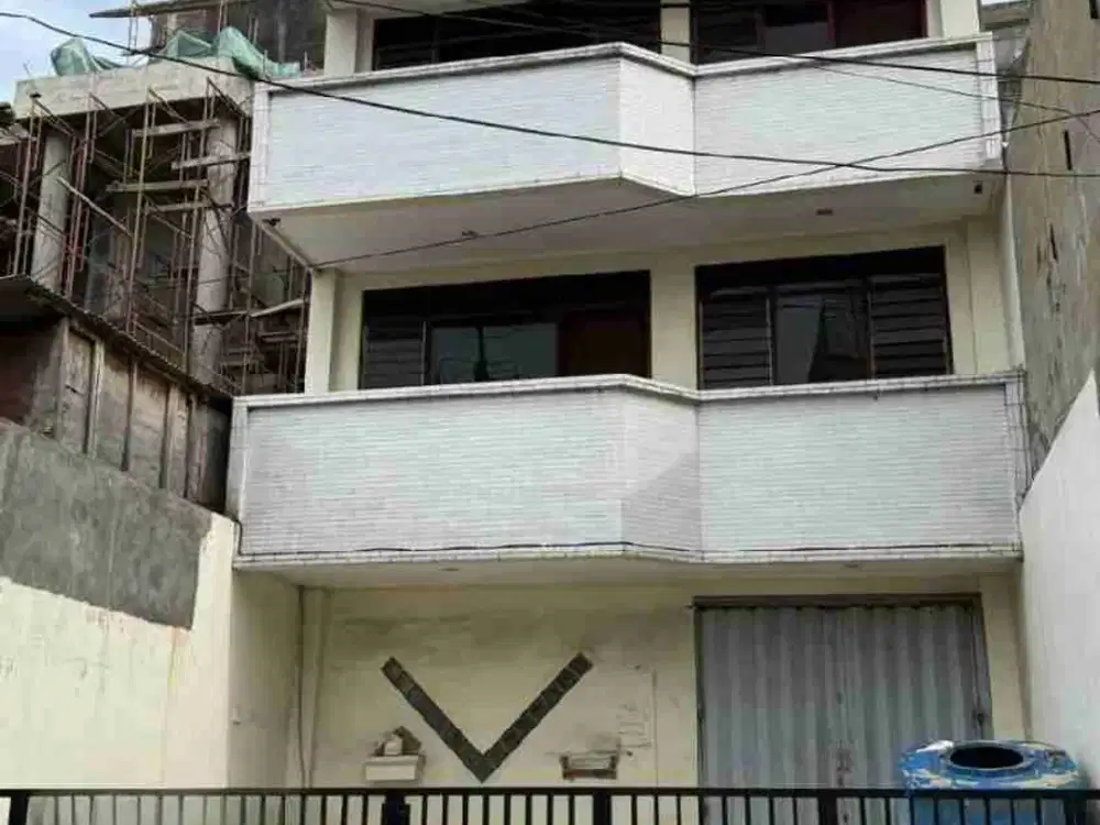 Disewakan Ruko Raya Kedungsari Pusat Kota Surabaya