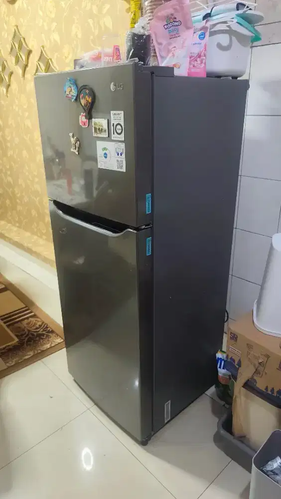 DIJUAL KULAS 2 PINTU LG INVERTER GN-B202SQIR NO MINUS NO SERVICE