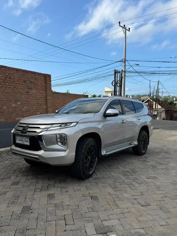 Pajero Sport Dakar Ultimate 4x4 full original