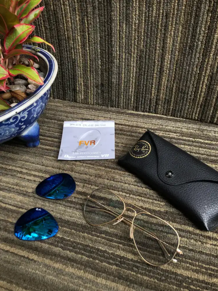 RAYBAN original made in ITALY bisa Tt barang apa saja