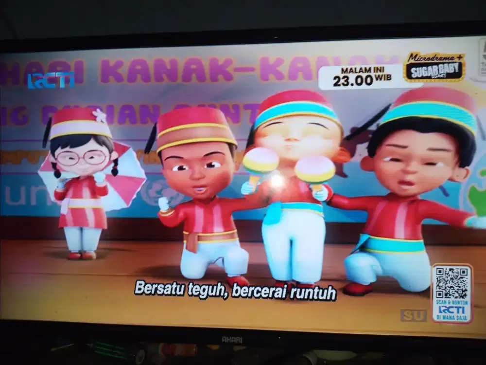 Televisi digital 32 inch