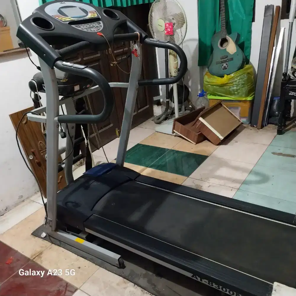 Dijual TREATMIL B-8300 M
