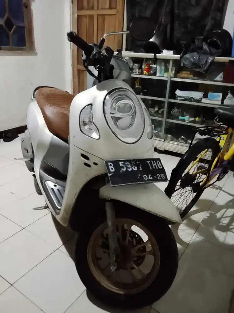 Scoopy Prestige 2021
