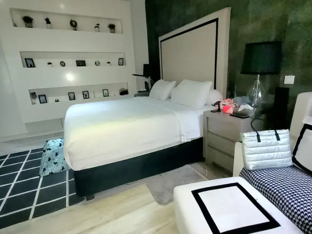Tanah Luas & Sangat Cantik! Rumah 2 Lantai Di Sektor 9 Bintaro — Lokasi Strategis, Siap Huni & SHM  (SP 0866)